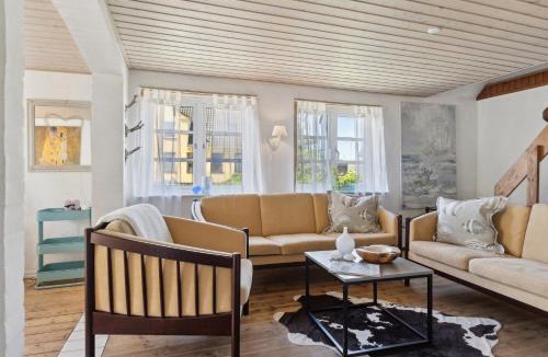 Hirtshals House | The Cozy Cottage