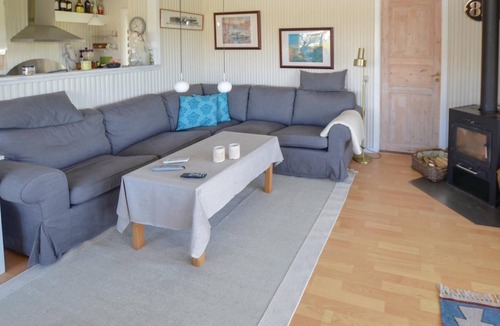 Tørresø House | The cozy cottage is located close to the popular swimming beach of Tørresø, which allows adults and