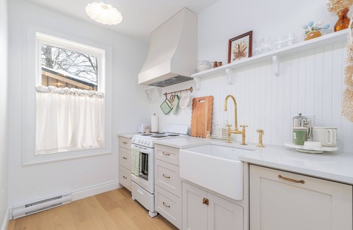 Fredericton Apartment | The Cozy Cottage Loft · Walk to Downtown & UNB