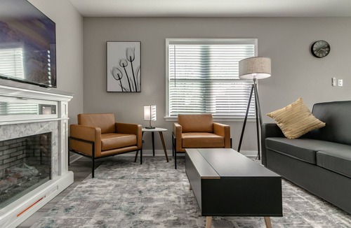 Bartlesville Cottage | The Cozy Cottage