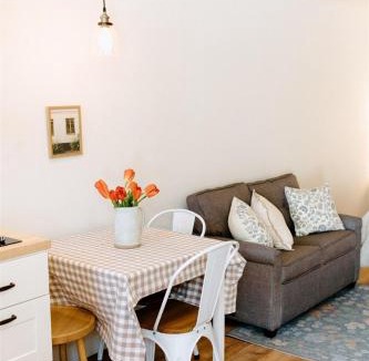 Moscow Apartment | The Cozy Cottage