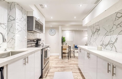 East Credit Apartment | The Cozy Cove on Flatford