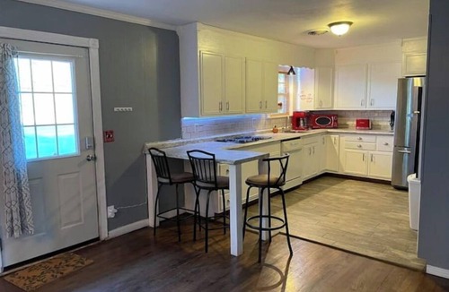 Wichita Falls House | The Cozy Cumberland