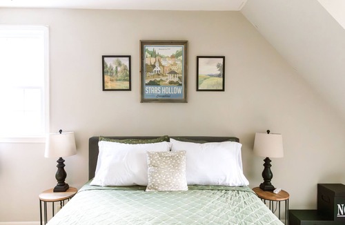 Murfreesboro Other | ~ The Cozy Farmhouse ~ Sleeps 10+ ~ Farm Views