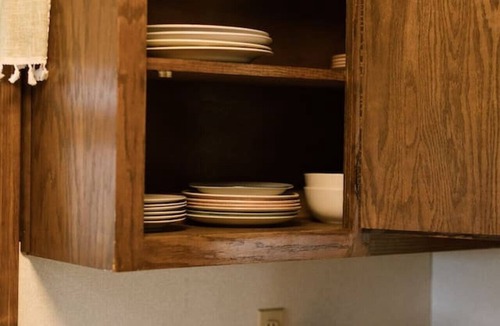Murfreesboro House | ~ The Cozy Farmhouse ~ | Sleeps 10+ | Farm Views