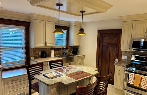 Thorold Other | The cozy getaway