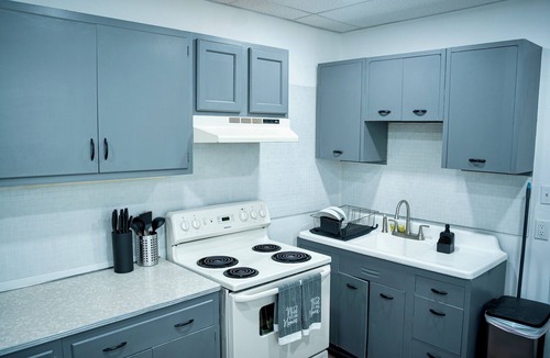 Reading Apartment | The Cozy Grey Haven 1BR Apartment in Reading.