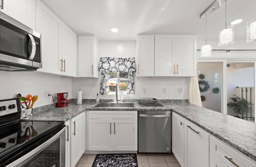 Novato House | The Cozy Haven Retreat