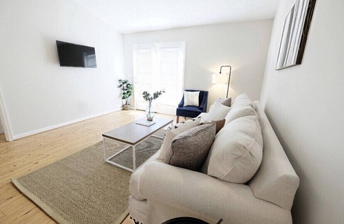 Martinez Condo | The Cozy Hearth 2 BR Condo