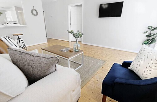 Martinez Condo | The Cozy Hearth 2 BR Condo