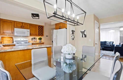 East Irondequoit Villa | The Cozy House & Romantic Fireplace