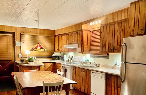 Mandeville Ski Chalet | The cozy lakeside chalet!