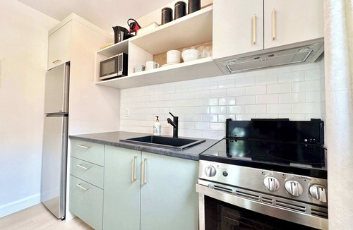 Maizerets Apartment | The Cozy Loft | 2 Guests | AC | 5 min Downtown