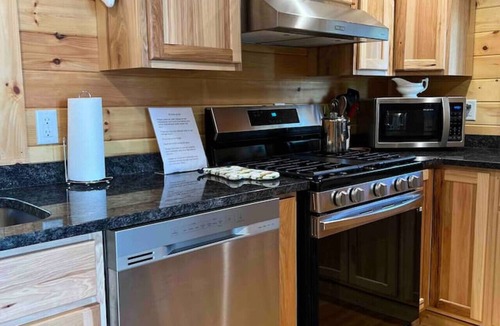 Old Town Cabin | The Cozy Maine Cabin!