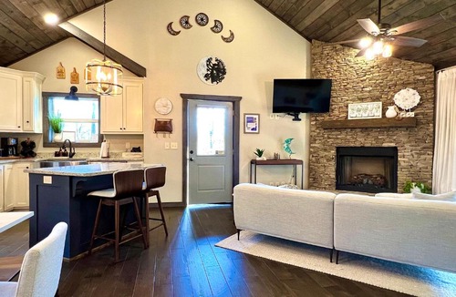 Murphy House | The Cozy Moon Cottage