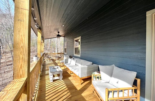 Murphy House | The Cozy Moon Cottage