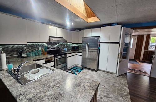 Greater Napanee Cottage | The Cozy Napanee Getaway