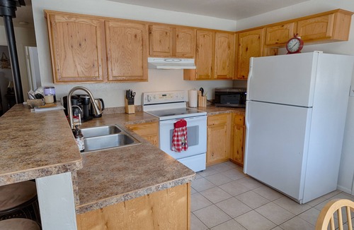 Pinetop-Lakeside Cabin | The Cozy Pinetop Cottage with hot tub