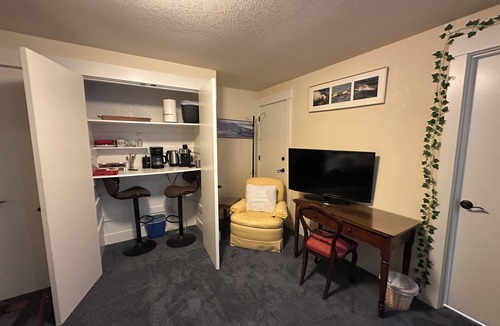 Woodinville Apartment | The Cozy Retreat