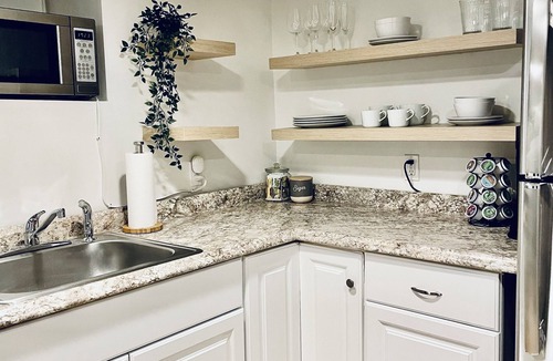 Stamford Apartment | The Cozy Studio