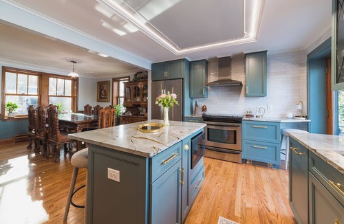 Norfolk House | The Craftsman - Handcrafted escape on Pond 2BR 2BA