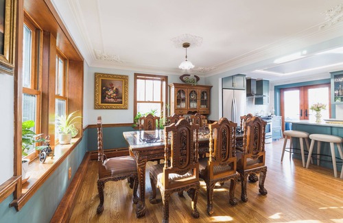 Norfolk House | The Craftsman - Handcrafted escape on Pond 2BR 2BA