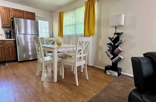 Avon House | The Creekside Oasis Duplex - Central Avon