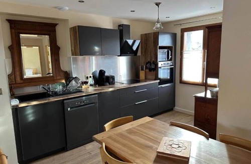 Baratier House | The Cremesine