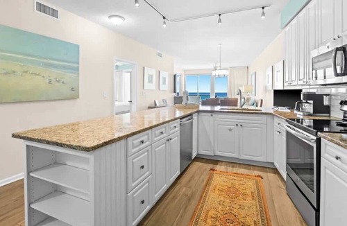 Miramar Condo | The Crescent 306