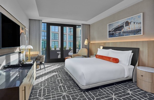 Fort Worth Cultural District Hotel | The Crescent Hotel Fort Worth