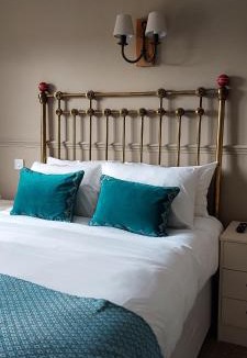 Petersfield Hotel | The Cricketers Inn