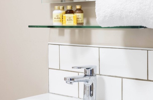 Petersfield Hotel | The Cricketers Inn