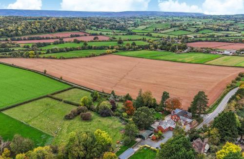 Turnastone House | The Croft
