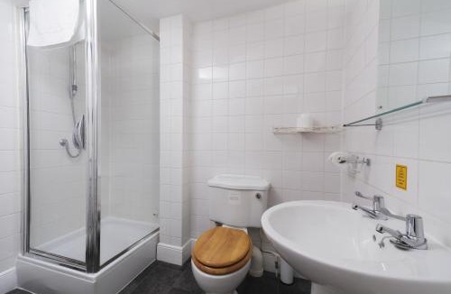 Bovey Tracey Hotel | The Cromwell Arms Inn