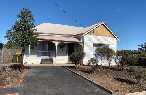Murtoa Cottage | The Crooked cottage