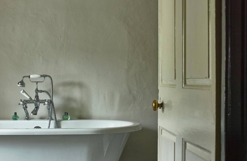 Croscombe Bed & Breakfast | The Cross at Croscombe