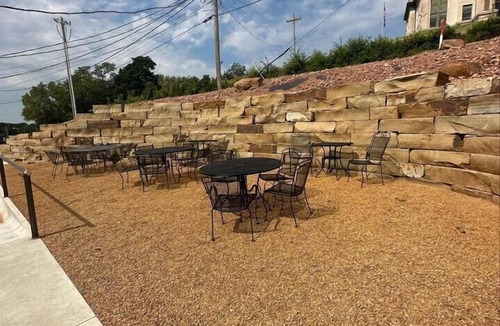 Pawhuska Apartment | The Cross Bell Downtown 204