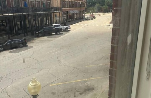 Pawhuska Apartment | The Cross Bell Downtown 205