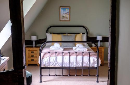 Aldeburgh Hotel | The Cross Keys, Aldeburgh