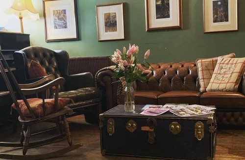 Rode Hotel | The Cross Keys