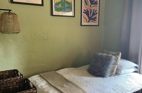 Rode Hotel | The Cross Keys