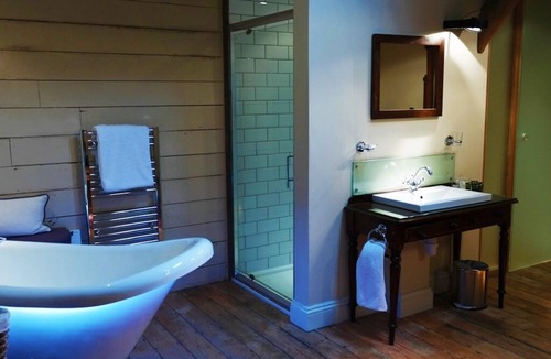 Saffron Walden Hotel | The Cross Keys