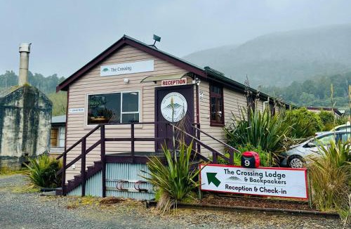 Tongariro National Park Hostel | The Crossing Lodge & Backpackers