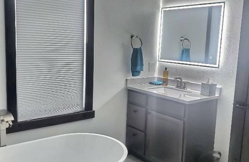 Hardin House | The Crow Ave House