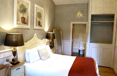 Playhatch Bed & Breakfast | The Crown at Playhatch