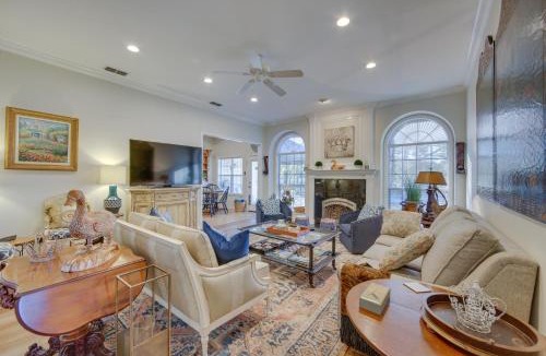 Bullard House | 'The Crown Goose' - Bullard Home w/Pool & Spa!
