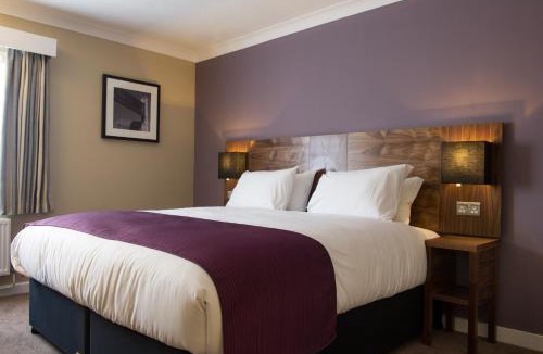 Dulwich Hotel | The Crown & Greyhound by Innkeeper's Collection