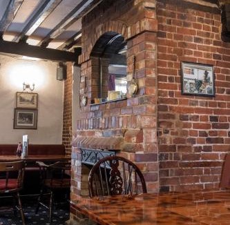 Alton Hotel | The Crown Hotel