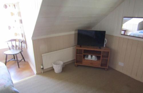 Inverbervie Bed & Breakfast | The Crown Hotel