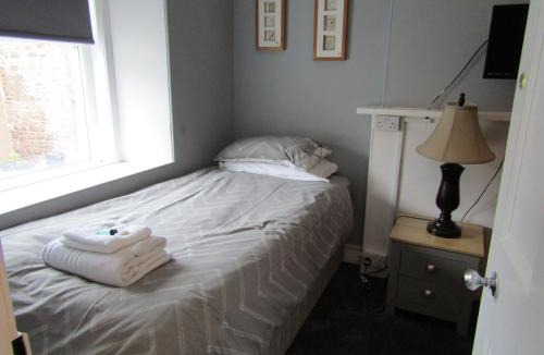 Inverbervie Bed & Breakfast | The Crown Hotel